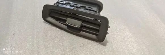 Volvo S60 Dashboard side air vent grill/cover trim 31469599