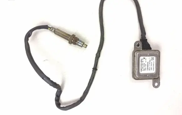 Mercedes-Benz E W212 Lambda probe sensor A0009059803
