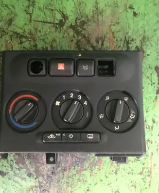 Opel Zafira A Climate control unit 90589777