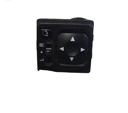 Citroen C-Crosser Wing mirror switch 183569