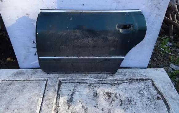 Audi A8 S8 D2 4D Rear door