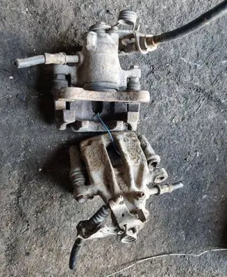 Renault Espace II Rear brake caliper