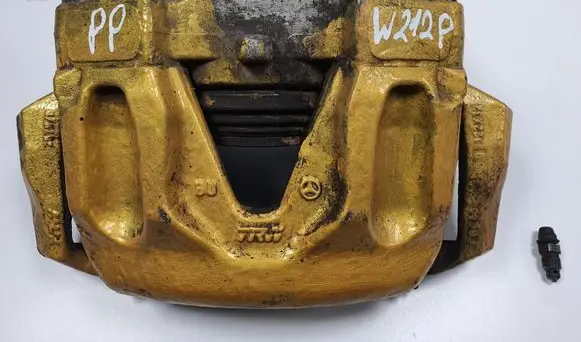 Front brake caliper