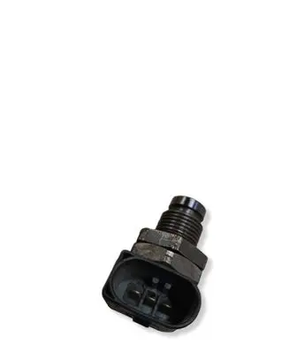 BMW 3 E90 E91 Fuel pressure regulator 