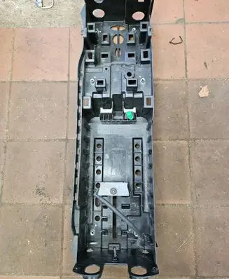 Opel Astra K Battery box tray 39014514 39014513