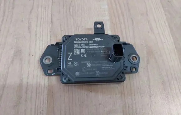 Toyota RAV 4 (XA50) Sensor 88210-0R020