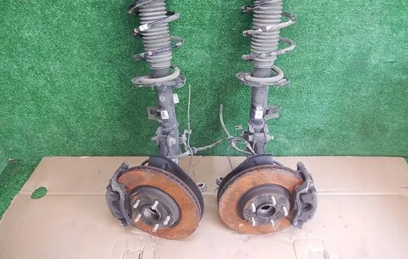 Hyundai Tucson TL Front wheel hub spindle knuckle