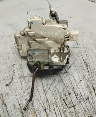 Audi A4 S4 B7 8E 8H Rear door lock