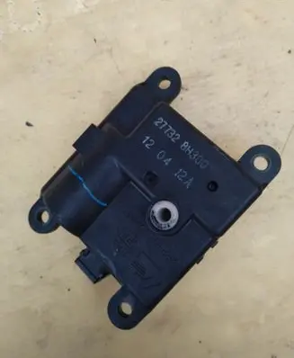 Nissan Qashqai A/C air flow flap actuator/motor 277328H300