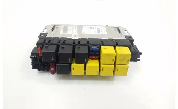 Mercedes-Benz S W220 Fuse module A0325458232
