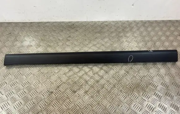 Jeep Grand Cherokee WL Front door trim (molding) 6PZ88GXHAB