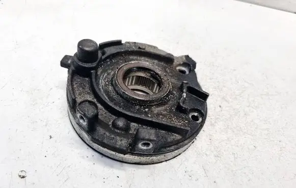 Volvo V70 Oil pump 3063737