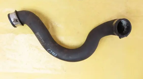 Mercedes-Benz C W204 Engine coolant pipe/hose A2045013082