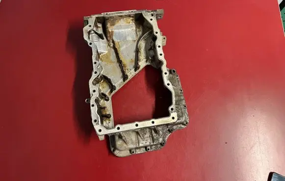 Chrysler Town u0026 Country V Oil sump 05184423AI