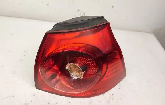 Volkswagen Golf V Rear/tail lights 1K6945096G