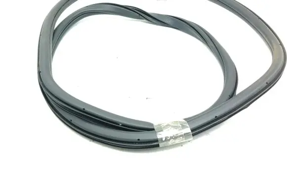 Volkswagen ID.3 Rear door rubber seal (on body) 