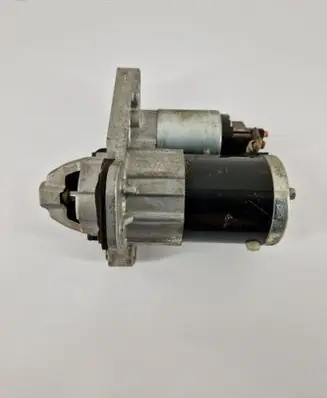 Nissan X-Trail T32 Starter motor 233006662R
