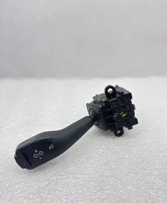 BMW 3 E46 Indicator stalk 8363668M 01104010