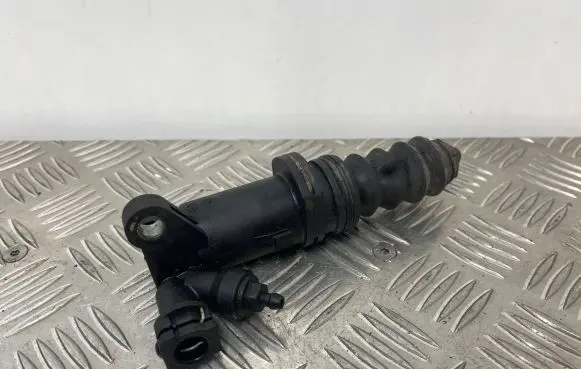 Audi A6 S6 C6 4F Clutch slave cylinder 4F0721257