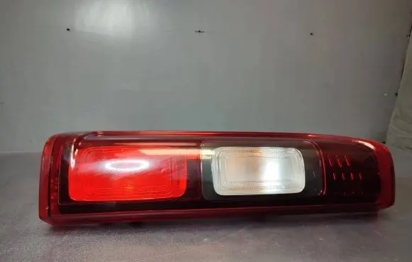 Opel Vivaro Rear/tail lights 265556737R