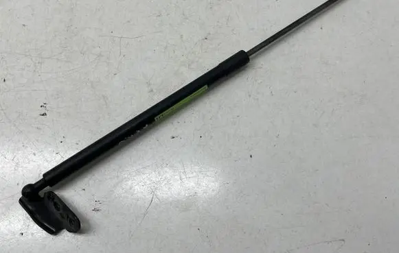 Subaru XV II Tailgate/trunk strut/damper