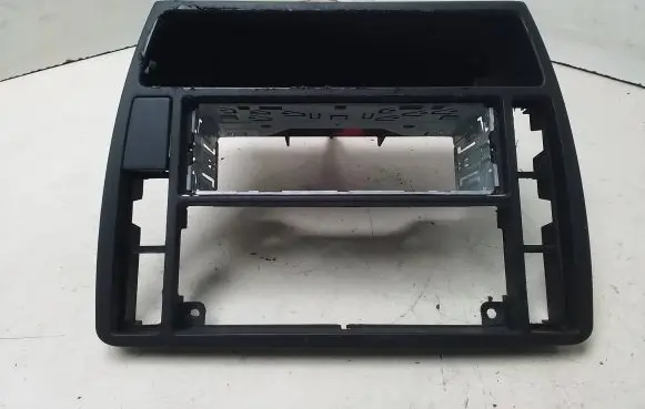 Volkswagen PASSAT B5.5 Radio/GPS head unit trim 1841709