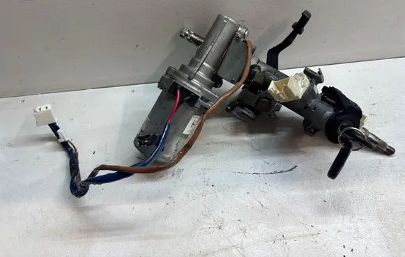 Toyota Yaris Steering wheel axle 452000D092