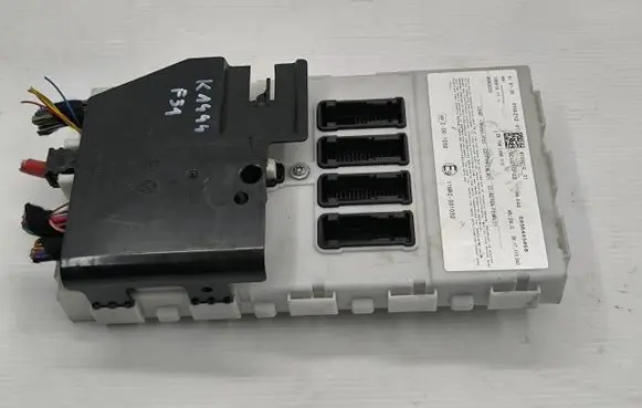 BMW 3 F30 F35 F31 Comfort/convenience module 8709212