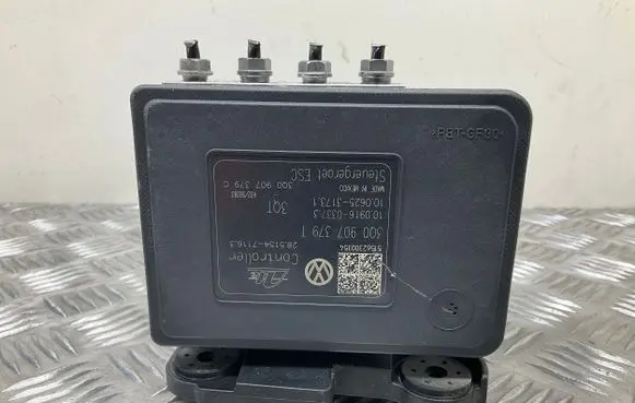 Skoda Octavia Mk3 (5E) ABS Pump 3Q0907379T