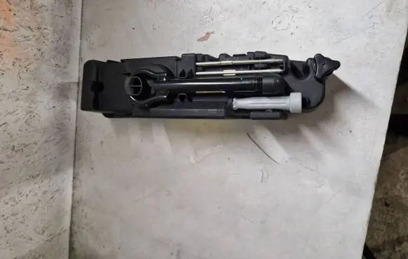 Renault Espace - Grand espace IV Lift Jack 8200694110