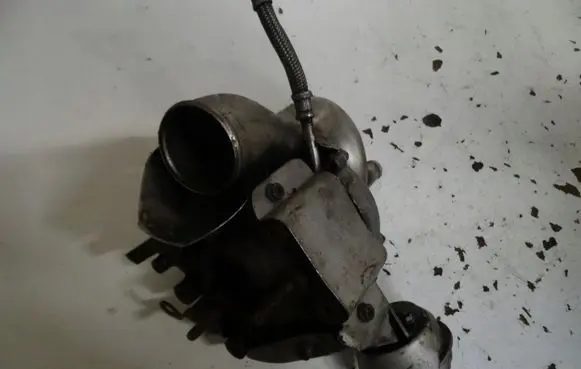 Audi A8 S8 D2 4D Turbo 057145701E