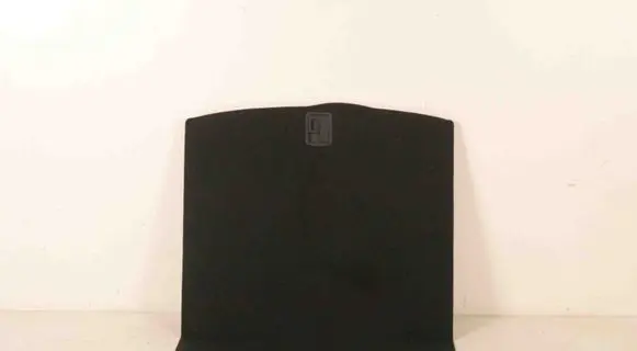 Trunk/boot floor carpet liner