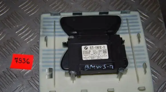 BMW 5 E60 E61 Alarm control unit/module 6948182
