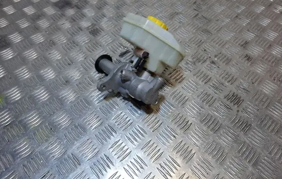 Audi Q7 4L Master brake cylinder 5N0945459A