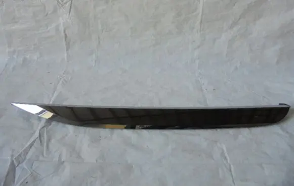 Roof trim bar molding cover