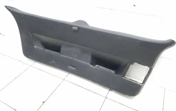 Volkswagen Golf VI Tailgate/boot lid cover trim 5k6867605 5k6867658