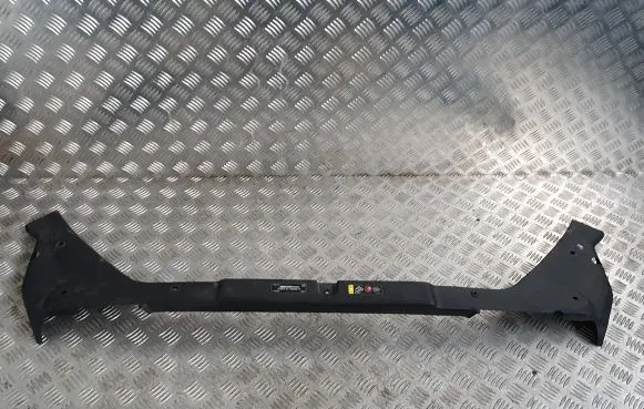 Volvo V60 Front bumper upper radiator grill 32277308