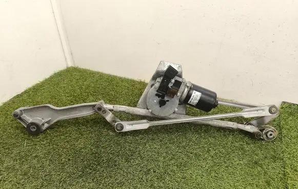 Mercedes-Benz R AMG W251 Front wiper linkage and motor A2518201442