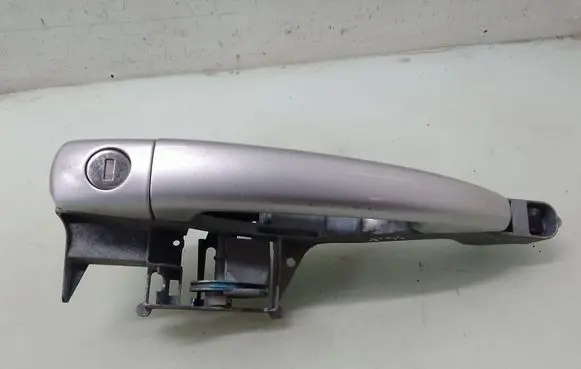 Peugeot 308 Front door exterior handle 9680168680