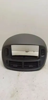 Toyota Previa (XR30, XR40) II Dash center air vent grill 5567028100