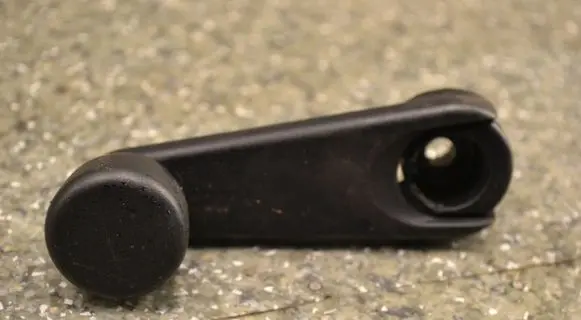 BMW 3 E46 Rear door window winding handle 51328122503