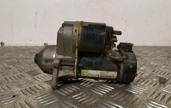 Opel Zafira A Starter motor D6RA162