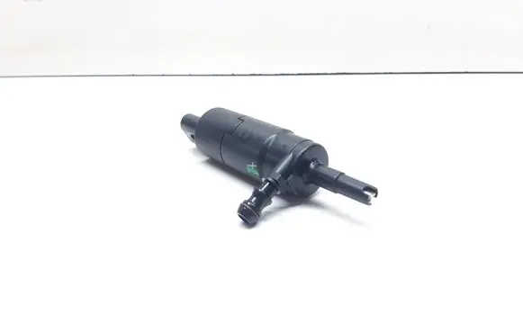 BMW X5 E70 Headlight washer pump 8377430