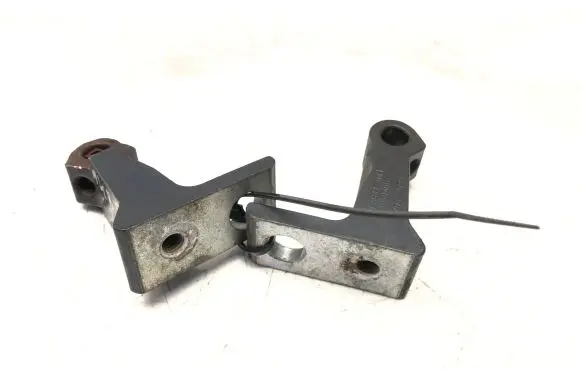 Audi A4 S4 B8 8K Front door lower hinge 8K0831401B