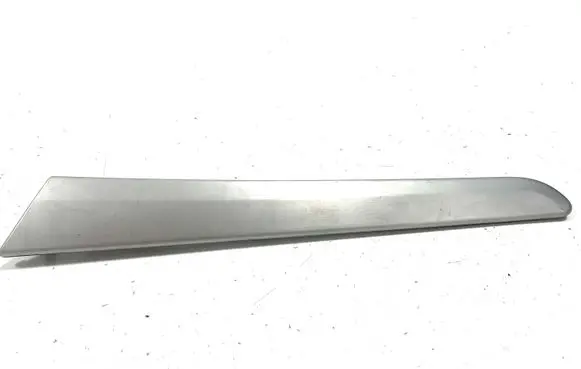 Mercedes-Benz B W245 Front door trim bar A1697270982