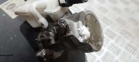 Ford Focus Master brake cylinder