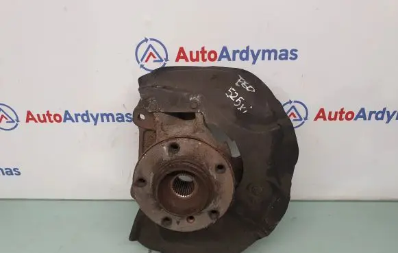 BMW 5 E60 E61 Front wheel hub spindle knuckle 6768316 31216768316