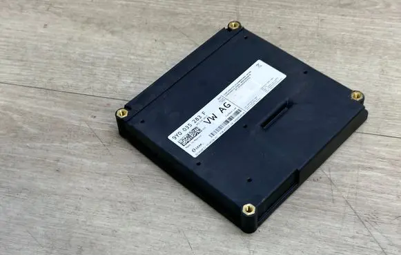 Porsche Cayenne (9Y0 9Y3) SOS control module 9Y0035283F PAB907486 9Y0035283J