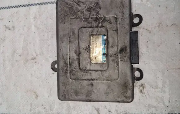 Mitsubishi Pajero Other control units/modules Mc856815