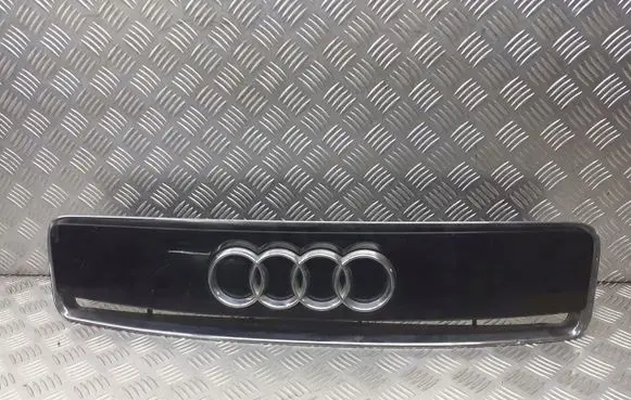 Audi A2 Bonnet/hood grill 8Z0010183D